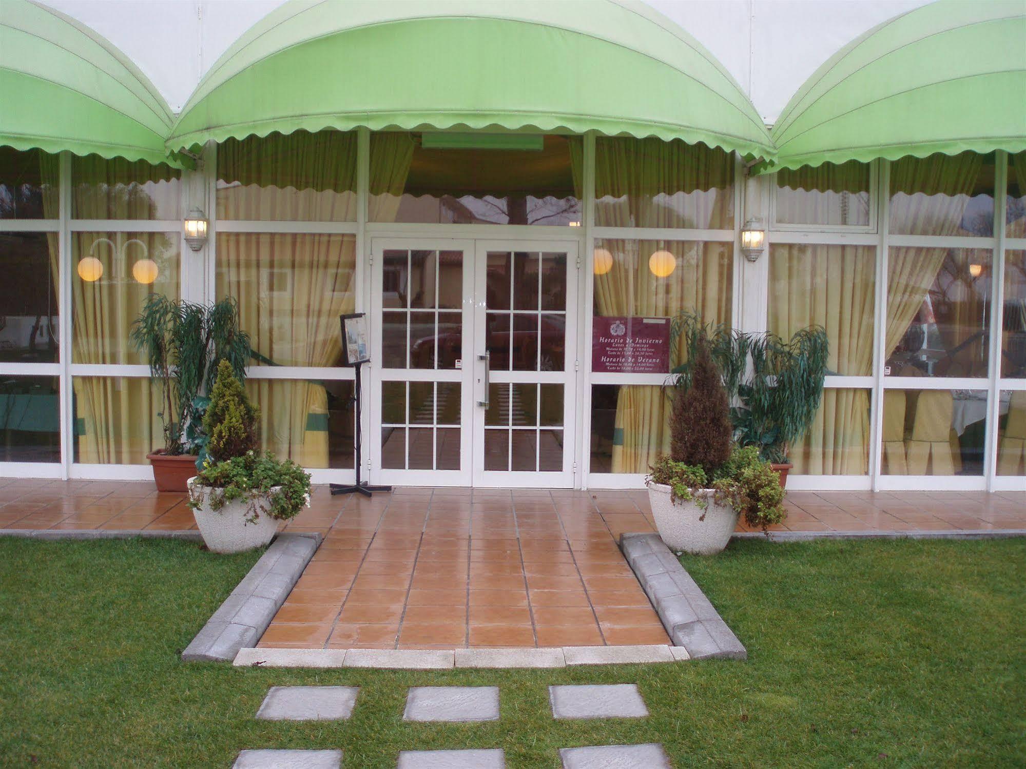 Hotel Ciudad De Navalcarnero Eksteriør billede