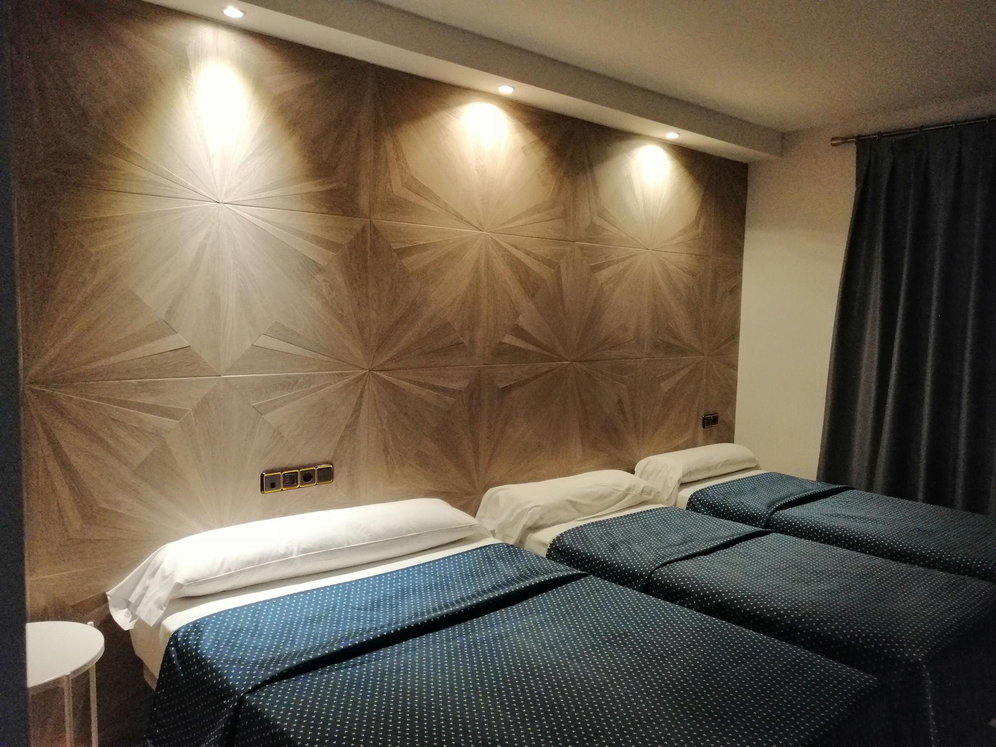 Hotel Ciudad De Navalcarnero Eksteriør billede