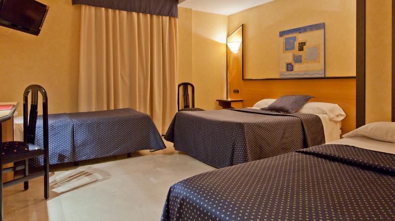 Hotel Ciudad De Navalcarnero Eksteriør billede